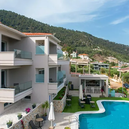 Finikas Luxury Thassos Golden * Chrysi Ammoudia
