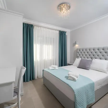 Finikas Luxury Thassos Golden * Χρυσή Αμμουδιά
