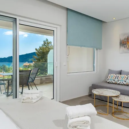 Finikas Luxury Thassos Golden Χρυσή Αμμουδιά