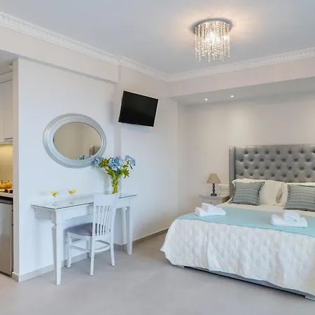 Finikas Luxury Thassos Golden Daire