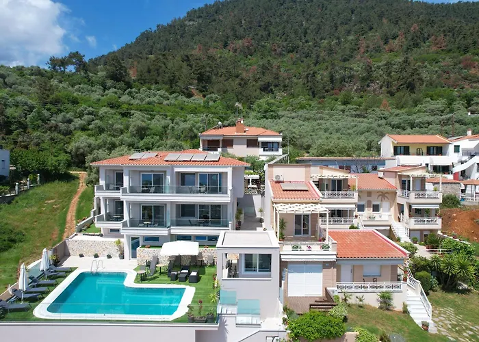 Daire Finikas Luxury Thassos Golden *