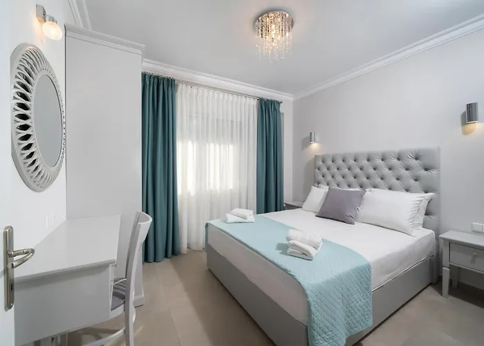 Finikas Luxury Thassos Golden * Chrysi Ammoudia