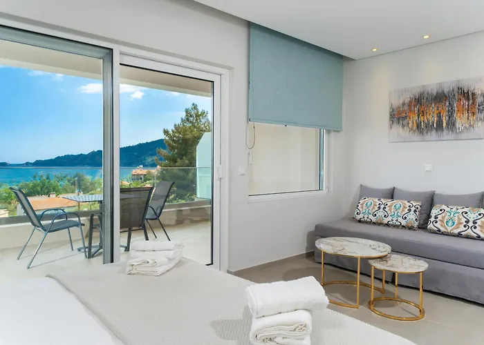 Finikas Luxury Thassos Golden Chrysi Ammoudia